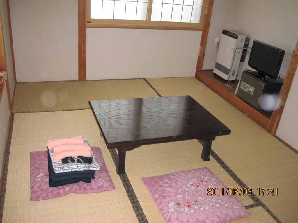 Apple Inn Takasaka Nozawaonsen Eksteriør bilde